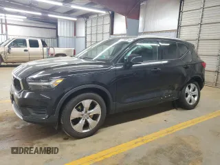 2019 Volvo XC40 Momentum with VIN YV4162XZ7K2009012, listed as a Copart auction lot 51785795 with 80,607 mi miles and Salvage Title. Bid and sale history available at carsss.com. Image 1.