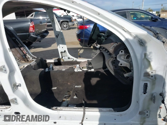 2014 Chevrolet SS with VIN 6G3F15RW6EL958354, listed as a IAAI auction lot 42011918 with Not provided miles and . Bid and sale history available at DreamBid. Image 5.