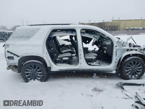 2023 Chevrolet Traverse RS z VIN 1GNEVJKW2PJ178826, wystawiony jako IAAI lot #41304984 z przebiegiem 30 036 mil mil oraz . Historia ofert i sprzedaży dostępna na DreamBid. Obrazek 13.