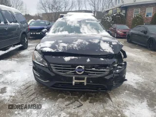 2017 Volvo V60 Premier with VIN YV140MEK6H1344578, listed as a Copart auction lot 44699995 with 89,767 mi miles and Salvage Title. Bid and sale history available at carsss.com. Image 5.