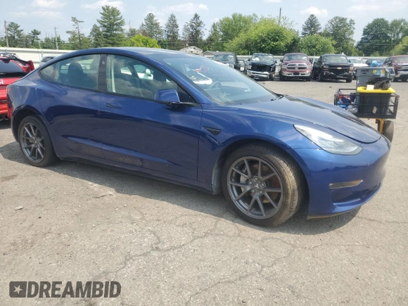 2021 Tesla Model 3 Long Range z VIN 5YJ3E1EB5MF853256, wystawiony jako Copart lot #60751685 z przebiegiem 58 959 mil mil oraz Szkoda całkowita • Salvage title. Historia ofert i sprzedaży dostępna na DreamBid. Obrazek 4.