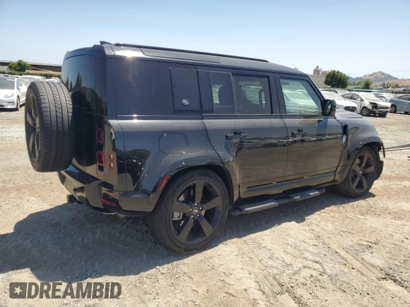 2024 Land Rover Defender X-Dynamic SE z VIN SALE27EU2R2317552, wystawiony jako Copart lot #57918485 z przebiegiem 19 517 mil mil oraz Szkoda całkowita • Salvage title. Historia ofert i sprzedaży dostępna na DreamBid. Obrazek 3.