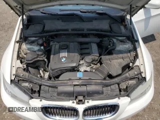 2009 BMW 3 Series 328i with VIN WBAPH73559E128710, listed as a Copart auction lot 59274055 with 105,399 mi miles and Salvage title. Bid and sale history available at DreamBid. Image 11.