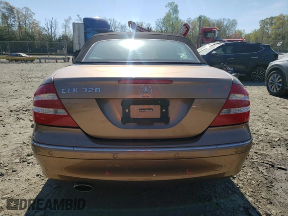 2005 Mercedes-Benz CLK 320 z VIN WDBTK65G65T046470, wystawiony jako Copart lot #50891004 z przebiegiem 41 485 mil mil oraz Szkoda całkowita • Salvage title. Historia ofert i sprzedaży dostępna na DreamBid. Obrazek 6.