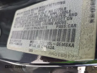 2001 Toyota Corolla CE с VIN 2T1BR12E11C424811, выставлен на аукционе IAAI как лот 42775079 с пробегом Не указан миль и . История ставок и продаж доступна на DreamBid. Изображение 9.