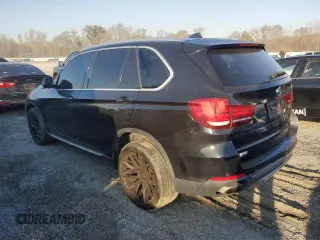 2014 BMW X5 xDrive50i z VIN 5UXKR6C57E0C03016, wystawiony jako Copart lot #50720775 z przebiegiem 131 958 mil mil oraz Czysty tytuł • Clean title. Historia ofert i sprzedaży dostępna na DreamBid. Obrazek 2.