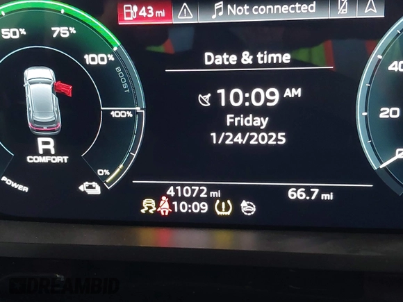 2019 Audi e-tron Prestige with VIN WA1VABGE1KB008769, listed as a IAAI auction lot 41412414 with 41,072 mi miles and . Bid and sale history available at DreamBid. Image 15.