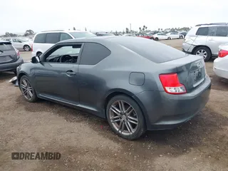 2012 Scion tC z VIN JTKJF5C74C3040019, wystawiony jako IAAI lot #42418457 z przebiegiem 160 579 mil mil oraz . Historia ofert i sprzedaży dostępna na DreamBid. Obrazek 3.