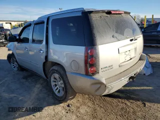 2011 GMC Yukon Denali with VIN 1GKS2EEF4BR191857, listed as a Copart auction lot 42628115 with 231,568 mi miles and Clean Title. Bid and sale history available at carsss.com. Image 2.