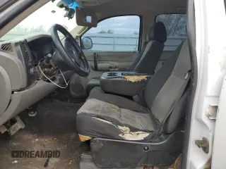 2007 Chevrolet Silverado 1500 Work Truck with VIN 2GCEC13J071720646, listed as a Copart auction lot 88999805 with Not Provided miles and Salvage Title. Bid and sale history available at DreamBid. Image 7.