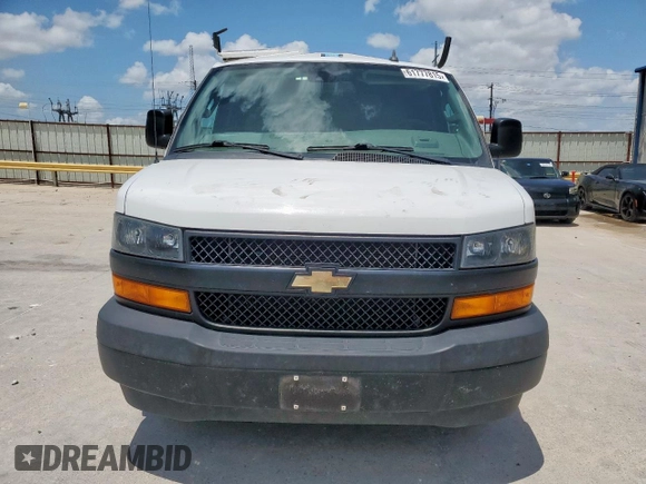 2020 Chevrolet Express Cargo with VIN 1GCWGAFP3L1256261, listed as a Copart auction lot 63351035 with 166,315 mi miles and Clean title. Bid and sale history available at DreamBid. Image 5.