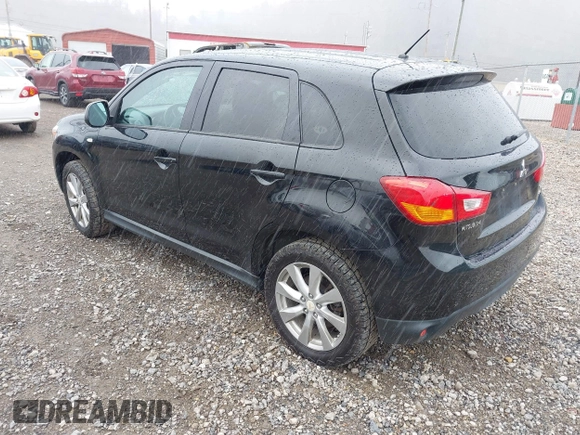 2015 Mitsubishi Outlander Sport 2.4 ES with VIN 4A4AR3AW8FE035324, listed as a IAAI auction lot 41802235 with 161,600 mi miles. Bid and sale history available at carsss.com. Image 3.