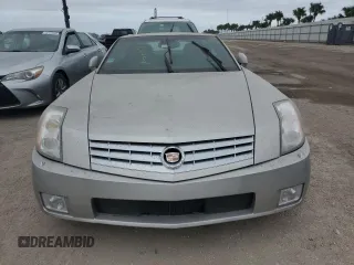 2008 Cadillac XLR z VIN 1G6YV36A285600199, wystawiony jako Copart lot #76229514 z przebiegiem Nie podano mil oraz Szkody całkowita. Historia ofert i sprzedaży dostępna na DreamBid. Obrazek 5.