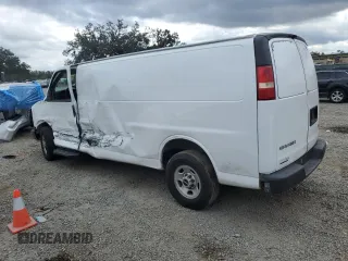 2006 GMC Savana Cargo Van with VIN 1GTGG29V361128837, listed as a Copart auction lot 83982074 with 0 mi miles and Salvage Title. Bid and sale history available at carsss.com. Image 2.