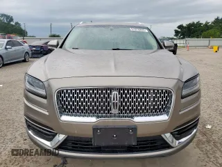 2020 Lincoln Nautilus Standard z VIN 2LMPJ6J91LBL15534, wystawiony jako Copart lot #57976835 z przebiegiem 32 572 mil mil oraz Szkoda całkowita • Salvage title. Historia ofert i sprzedaży dostępna na DreamBid. Obrazek 5.
