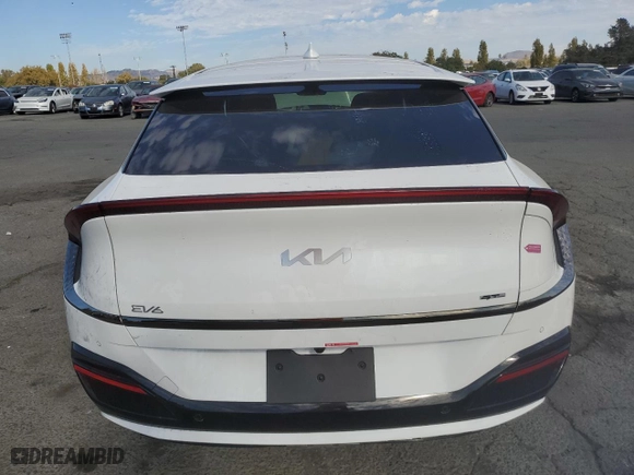 2024 Kia EV6 GT-Line with VIN KNDC4DLC6R5202338, listed as a Copart auction lot 77360204 with 8,185 mi miles and Salvage Title. Bid and sale history available at carsss.com. Image 6.