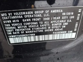 2017 Volkswagen Passat SE z VIN 1VWGT7A32HC017669, wystawiony jako IAAI lot #41938824 z przebiegiem 122 323 mil mil oraz . Historia ofert i sprzedaży dostępna na DreamBid. Obrazek 9.