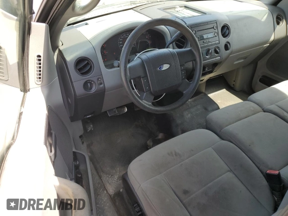 2007 Ford F-150 STX with VIN 1FTRX12W17NA09071, listed as a Copart auction lot 54450035 with 190,642 mi miles and Clean Title. Bid and sale history available at DreamBid. Image 8.