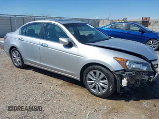 2012 Honda Accord EX-L z VIN 1HGCP3F83CA036921, wystawiony jako IAAI lot #42014786 z przebiegiem 184 366 mil mil oraz . Historia ofert i sprzedaży dostępna na DreamBid. Obrazek 1.
