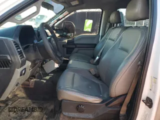 2018 Ford F-350 XL с VIN 1FT8W3BT7JEB64795, выставлен на аукционе Copart как лот 85043604 с пробегом Не указан миль и Списание • Salvage title. История ставок и продаж доступна на DreamBid. Изображение 7.