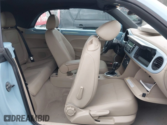 2015 Volkswagen Beetle 1.8T w/Tech with VIN 3VW517AT9FM802294, listed as a IAAI auction lot 41516005 with 110,184 mi miles and . Bid and sale history available at DreamBid. Image 8.