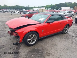 2006 Ford Mustang Standard with VIN 1ZVFT84N765107125, listed as a IAAI auction lot 42200660 with 164,920 mi miles and . Bid and sale history available at DreamBid. Image 2.