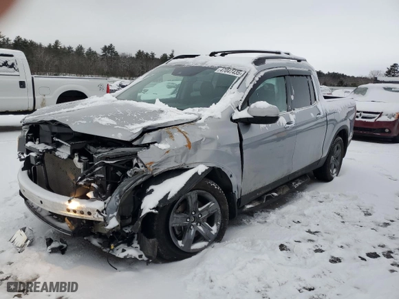 2021 Honda Ridgeline RTL-E with VIN 5FPYK3F74MB021063, listed as a Copart auction lot 47047435 with 31,884 mi miles and Salvage Title. Bid and sale history available at carsss.com. Image 1.