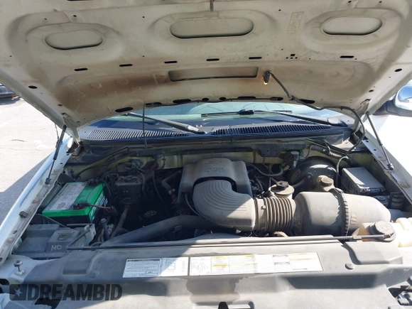2000 Ford F-150 XL z VIN 1FTRX17W0YNB25467, wystawiony jako IAAI lot #42474329 z przebiegiem Nie podano mil oraz . Historia ofert i sprzedaży dostępna na DreamBid. Obrazek 10.