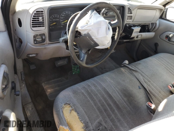 1997 GMC Sierra 1500 SL with VIN 1GTEC14WXVZ505001, listed as a Copart auction lot 53973435 with 217,305 mi miles and Non Repairable. Bid and sale history available at DreamBid. Image 8.