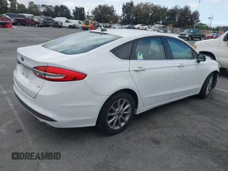 2017 Ford Fusion SE with VIN 3FA6P0H75HR335912, listed as a IAAI auction lot 42141318 with 160,614 mi miles. Bid and sale history available at carsss.com. Image 4.