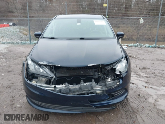 2017 Chrysler Pacifica Touring with VIN 2C4RC1DG3HR592796, listed as a IAAI auction lot 40941158 with 157,291 mi miles and . Bid and sale history available at DreamBid. Image 12.