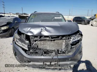 2022 Volkswagen Atlas SE with VIN 1V2DP2CA3NC542159, listed as a Copart auction lot 38466764 with Not provided miles and . Bid and sale history available at DreamBid. Image 5.