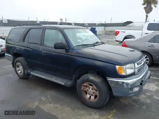 2001 Toyota 4Runner SR5 with VIN JT3GN86R410198897, listed as a IAAI auction lot 41924580 with 330,392 mi miles. Bid and sale history available at carsss.com. Image 1.