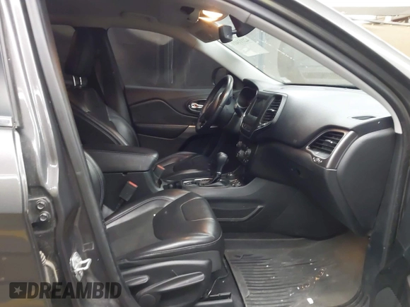 2019 Jeep Cherokee Latitude Plus с VIN 1C4PJMLXXKD315119, выставлен на аукционе IAAI как лот 42111411 с пробегом 92 787 миль миль и . История ставок и продаж доступна на DreamBid. Изображение 5.