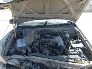 2002 Toyota Tacoma with VIN 5TENL42N62Z085135, listed as a IAAI auction lot 41831720 with 260,214 mi miles. Bid and sale history available at carsss.com. Image 10.