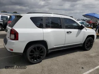 2015 Jeep Compass Sport with VIN 1C4NJCBA9FD203576, listed as a Copart auction lot 50644635 with 142,190 mi miles and Clean Title. Bid and sale history available at carsss.com. Image 3.