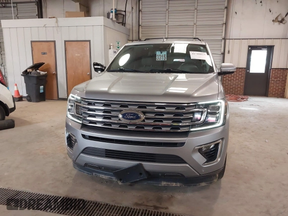 2020 Ford Expedition Limited with VIN 1FMJU1KT8LEA79460, listed as a IAAI auction lot 41749023 with 72,912 mi miles. Bid and sale history available at carsss.com. Image 12.