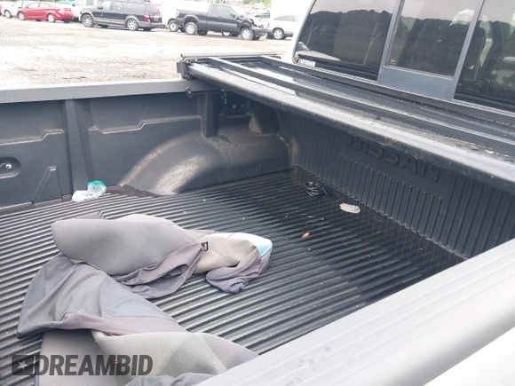 2017 Nissan Frontier SV with VIN 1N6AD0EV5HN754763, listed as a IAAI auction lot 42357831 with 81,714 mi miles and . Bid and sale history available at DreamBid. Image 12.