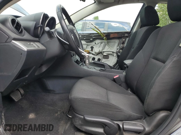 2013 Mazda 3 i Touring with VIN JM1BL1LP2D1757240, listed as a Copart auction lot 59246835 with 92,370 mi miles and Salvage title. Bid and sale history available at DreamBid. Image 7.