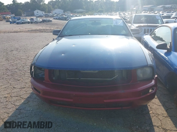 2006 Ford Mustang GT Deluxe with VIN 1ZVFT82H065153666, listed as a IAAI auction lot 42596713 with 264,571 mi miles and . Bid and sale history available at DreamBid. Image 12.