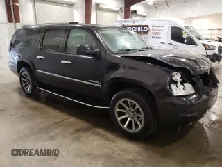 2014 GMC Yukon XL Denali with VIN 1GKS2MEF2ER171962, listed as a Copart auction lot 46996965 with 251,939 mi miles and Salvage Title. Bid and sale history available at carsss.com. Image 4.
