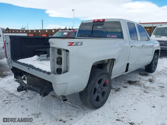 2018 Chevrolet Silverado 1500 LT with VIN 1GCVKREH1JZ117912, listed as a IAAI auction lot 41345368 with 90,602 mi miles. Bid and sale history available at carsss.com. Image 4.