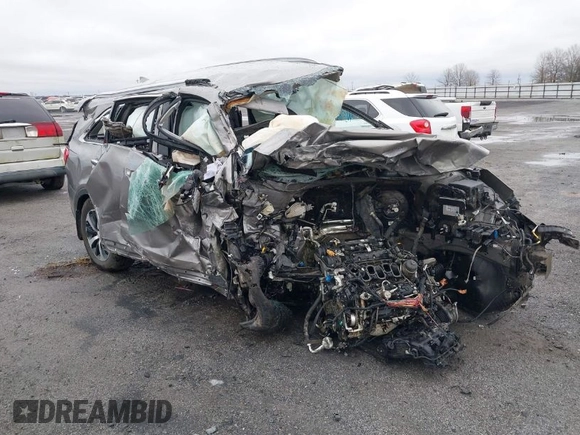 2017 Kia Sorento EX V6 with VIN 5XYPH4A5XHG289550, listed as a IAAI auction lot 41557357 with 1 mi miles. Bid and sale history available at carsss.com. Image 1.
