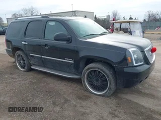 2010 GMC Yukon Denali with VIN 1GKUCEEF0AR181315, listed as a IAAI auction lot 41464181 with 186,005 mi miles. Bid and sale history available at carsss.com. Image 1.