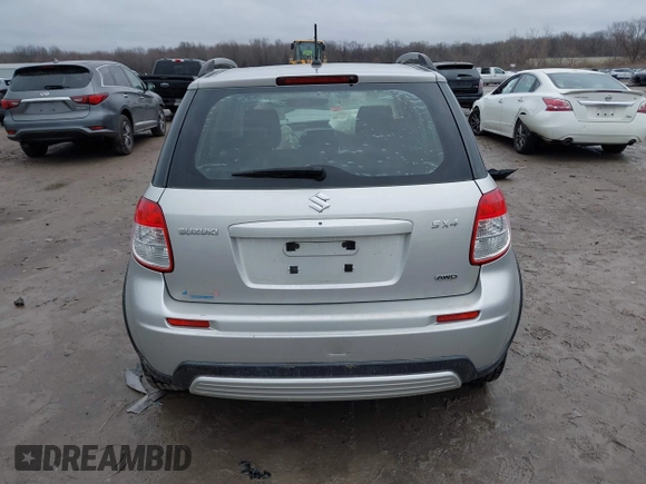 2007 Suzuki SX4 Man Touring Pkg AWD with VIN JS2YB417475102405, listed as a IAAI auction lot 41106931 with 170,315 mi miles. Bid and sale history available at carsss.com. Image 16.