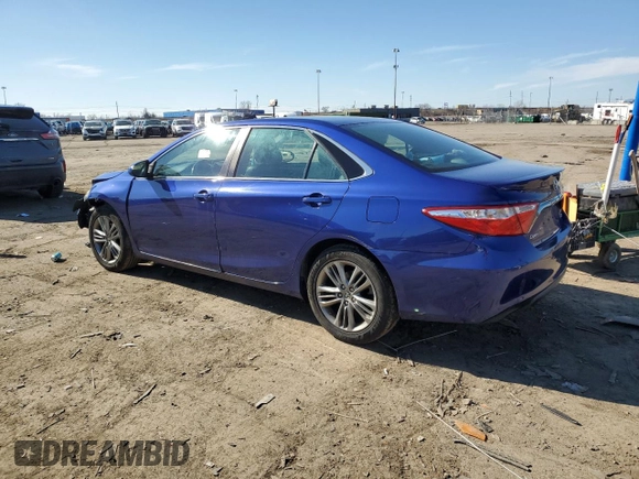 2015 Toyota Camry XLE with VIN 4T1BF1FK3FU951263, listed as a Copart auction lot 49636455 with 151,989 mi miles and Clean Title. Bid and sale history available at carsss.com. Image 2.