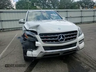 2013 Mercedes-Benz M 350 with VIN 4JGDA2EB0DA201915, listed as a Copart auction lot 62342135 with 225,797 mi miles and Salvage title. Bid and sale history available at DreamBid. Image 14.