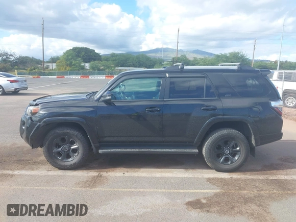 2019 Toyota 4Runner SR5 с VIN JTEBU5JR7K5664255, выставлен на аукционе IAAI как лот 41842222 с пробегом 77 178 миль миль и . История ставок и продаж доступна на DreamBid. Изображение 14.