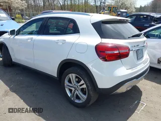 2019 Mercedes-Benz GLA 250 z VIN WDCTG4GB9KU019398, wystawiony jako IAAI lot #42080708 z przebiegiem 54 298 mil mil oraz . Historia ofert i sprzedaży dostępna na DreamBid. Obrazek 3.