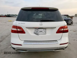 2014 Mercedes-Benz M 350 with VIN 4JGDA5JB0EA282181, listed as a Copart auction lot 56943785 with 210,988 mi miles and Clean title. Bid and sale history available at DreamBid. Image 6.